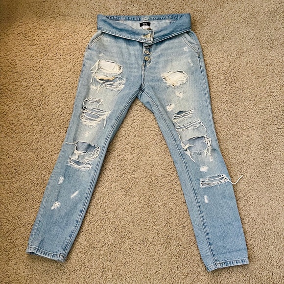 BDG Ripped Highwaist Boyfriend Jeans - Picture 1 of 6